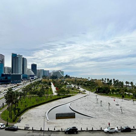 Orbi Beach Tower Batumi Exterior photo