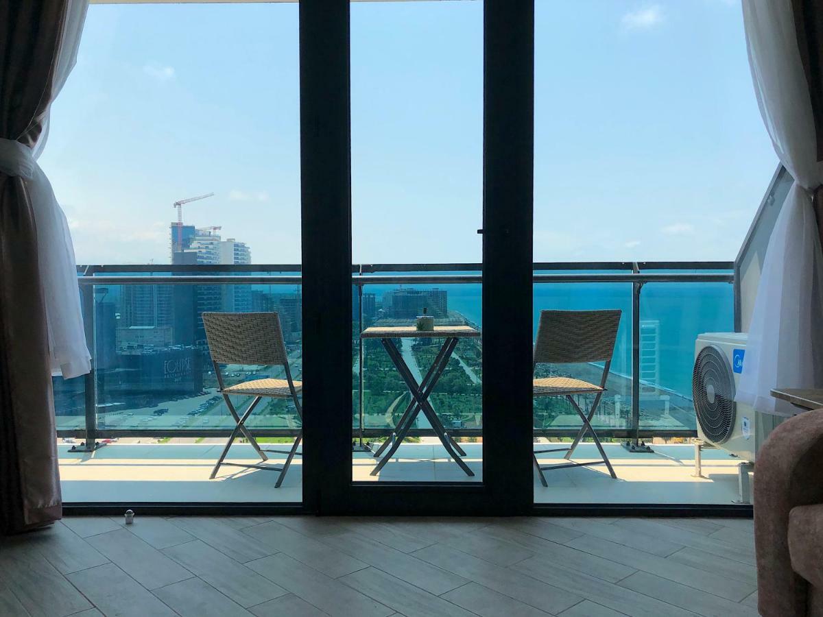 Orbi Beach Tower Batumi Exterior photo